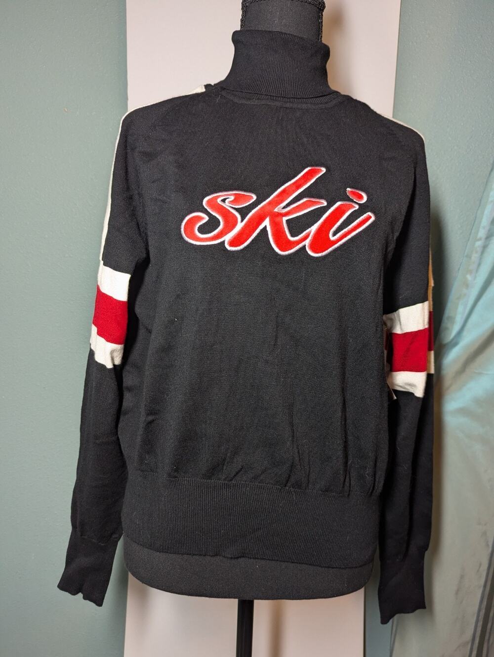 Alexia Admir Soft Knit Sweater,XL, Navy, Ski Center Chest, Tight Knit Cuffs and